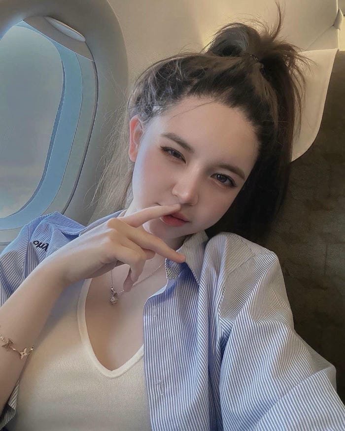 hình ảnh Trần Huyền Châu vẻ đẹp tự nhiên