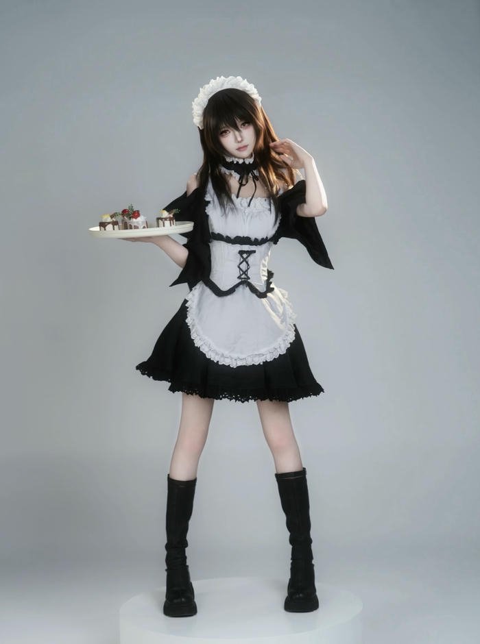 hình ảnh coslay hầu gái mềm mại