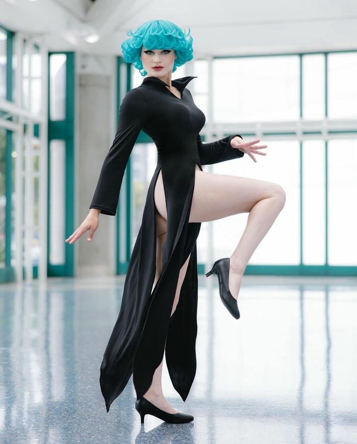 hình ảnh coslay tatsumaki tóc xanh đậm