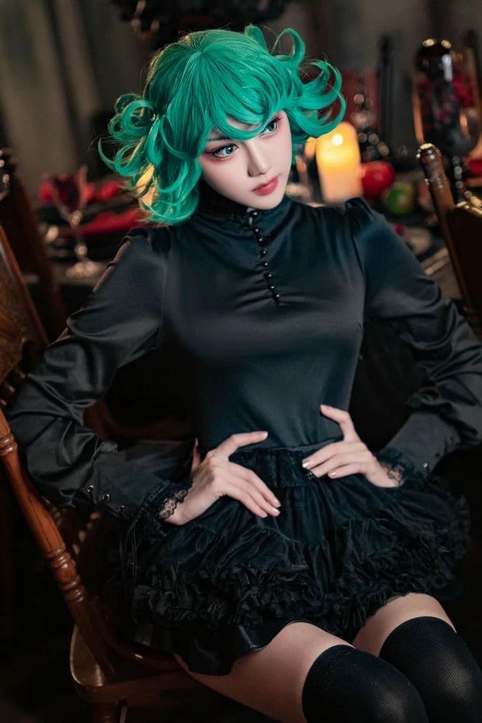 hình ảnh coslay tatsumaki váy bó liền