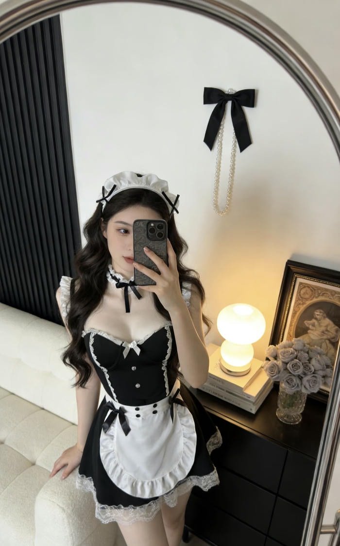 hình ảnh cosplay maid váy hầu