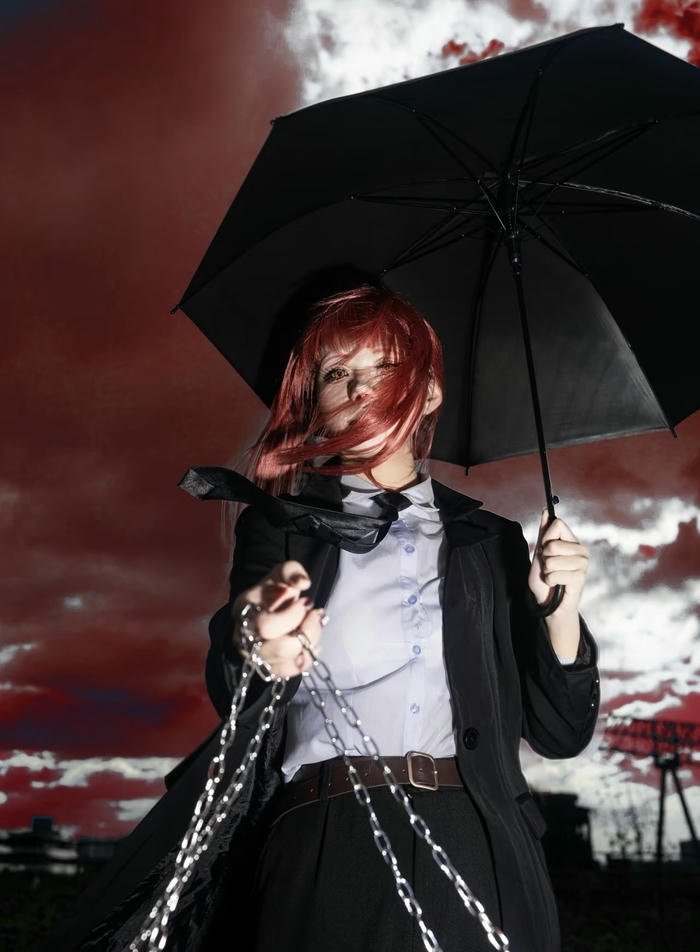 hình ảnh cosplay makima thần thái