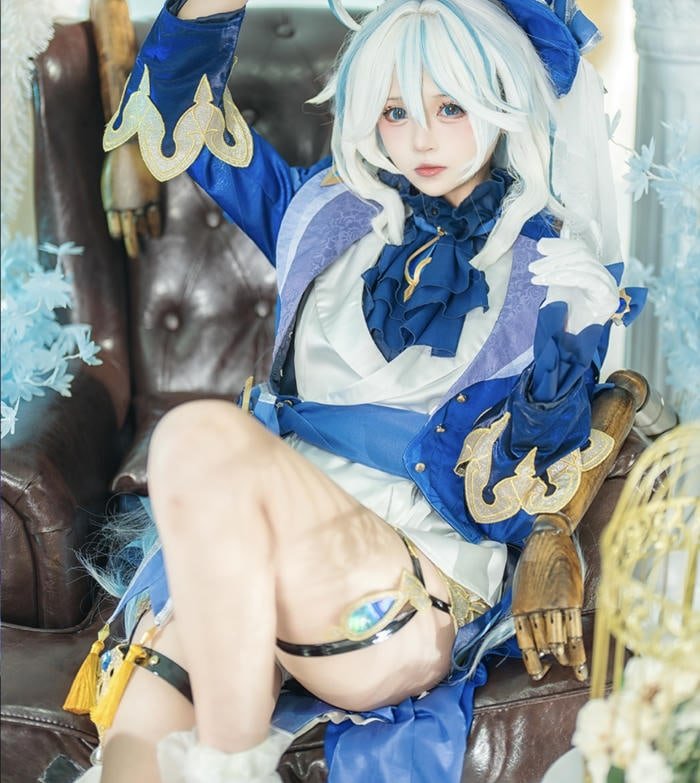 hình ảnh furina cosplay nhìn xinh