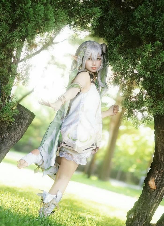 hình ảnh gái xinh cosplay nahida
