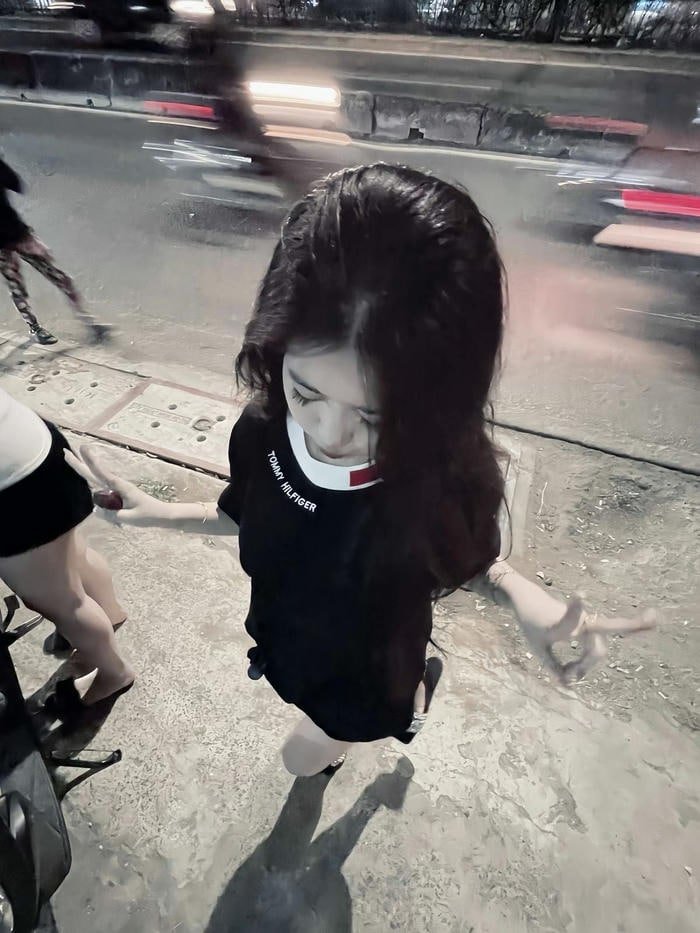 hình ảnh girl phố ánh đèn đẹp