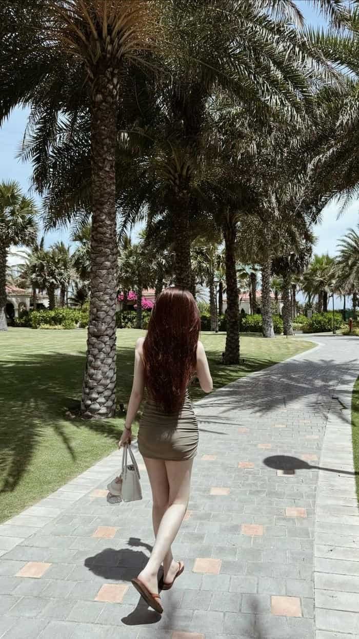 hình ảnh girl phố dạo ngoài trời