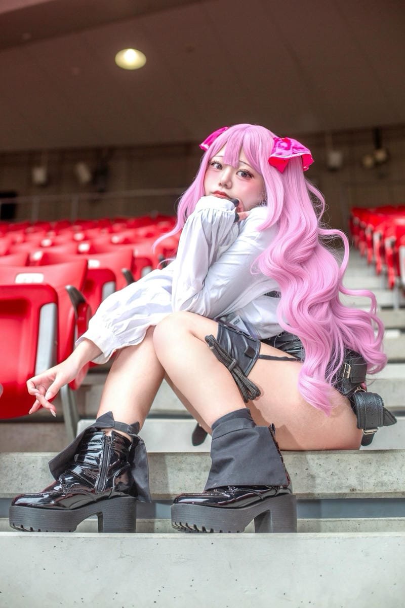 hình ảnh hóa thân của gái xinh