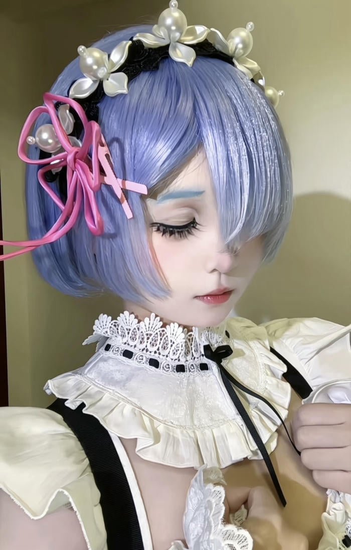 hình ảnh rem cosplay xinh ngọt