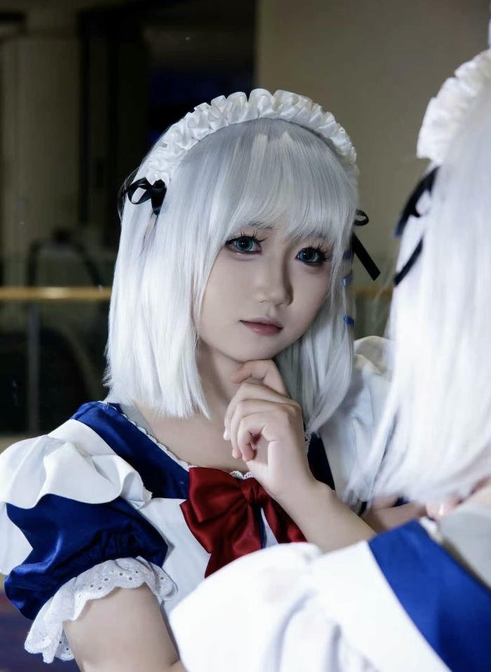 hình cosplay hầu gái nữ duyên dáng