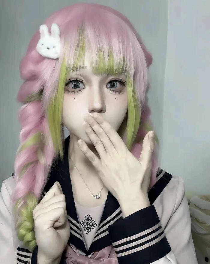 hình cosplay luyến trụ nữ tính rõ