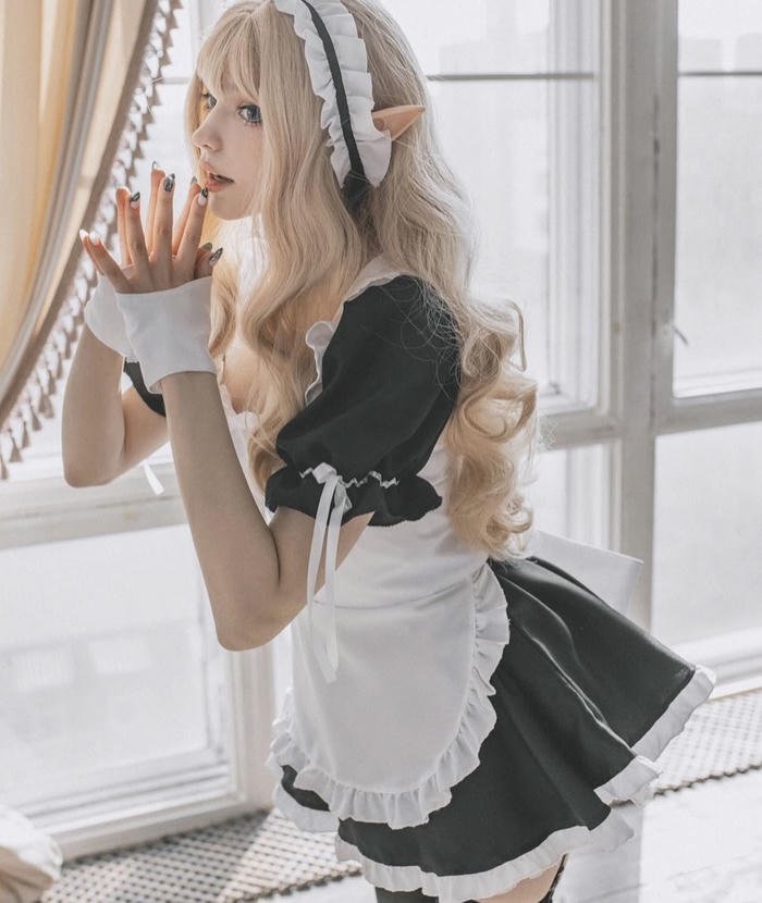 hình cosplay maid nữ hầu xinh
