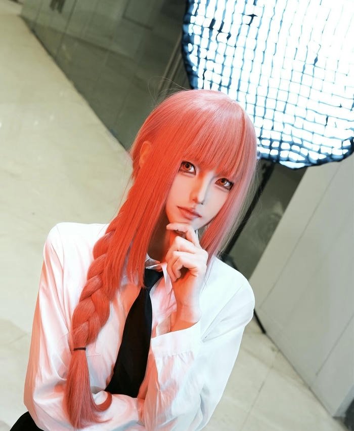 hình cosplay makima tóc dài mềm