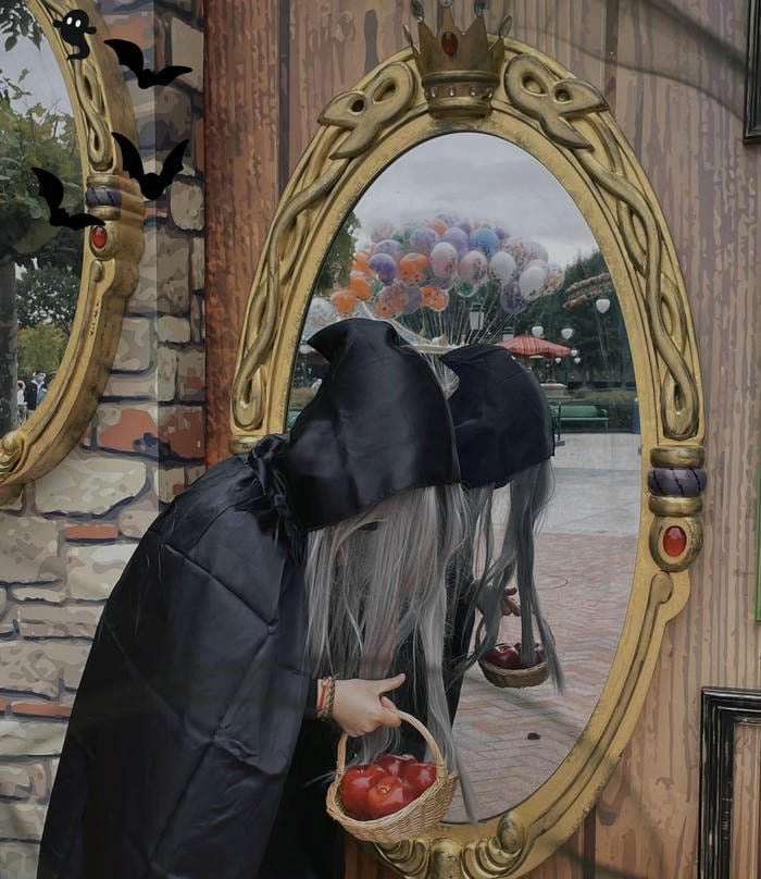 hình cosplay phù thủy trang phục đen