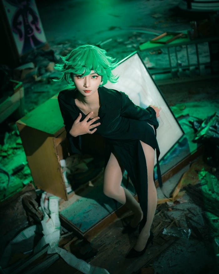 hình cosplay tatsumaki vóc người thấp