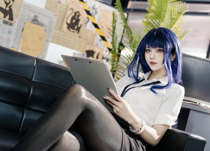 hình cosplay thư ký văn phòng