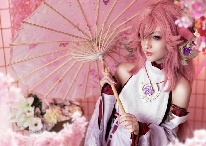 hình cosplay yae miko tay áo dài
