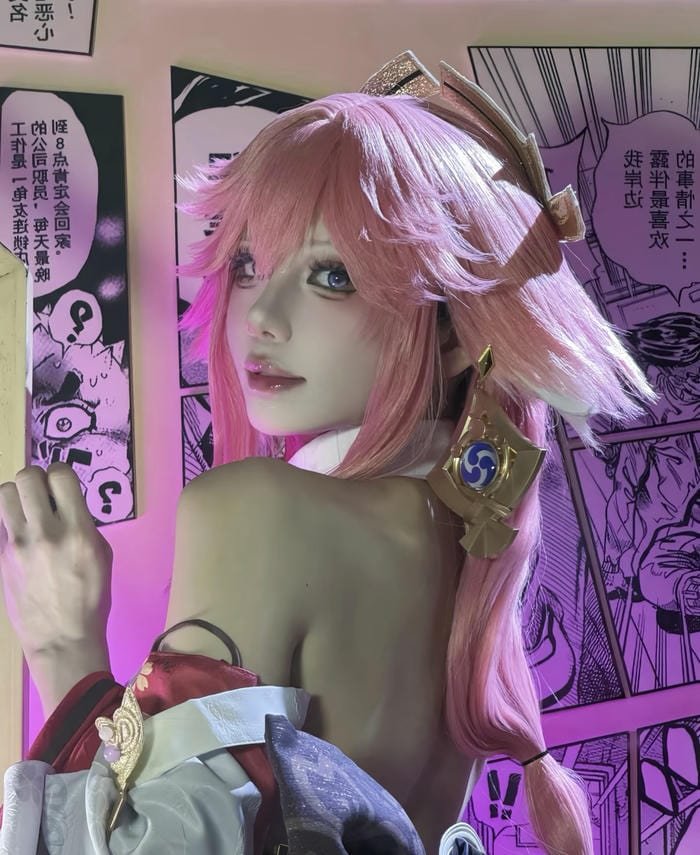 hình cosplay yae miko tóc buông lưng