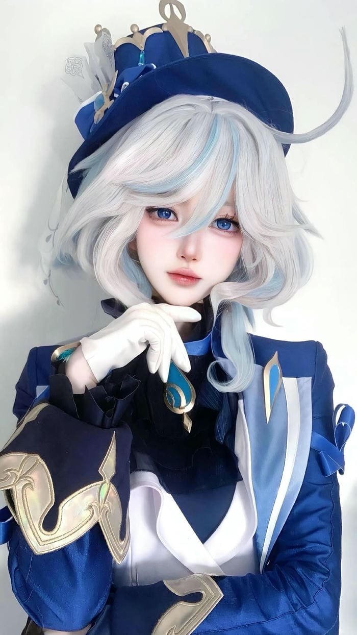 hình furina cosplay dễ thương nhẹ