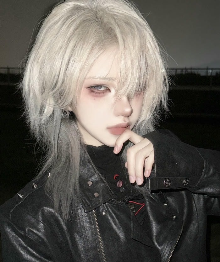 hình gái Trung Quốc ngầu bí ẩn