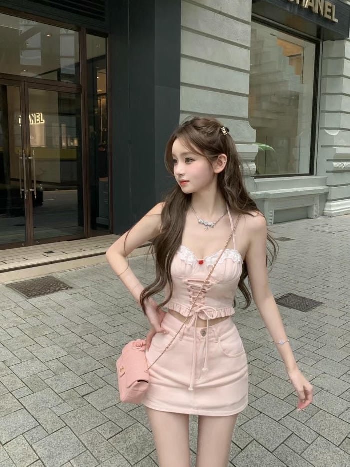 hình gái Trung Quốc váy ngắn màu hồng