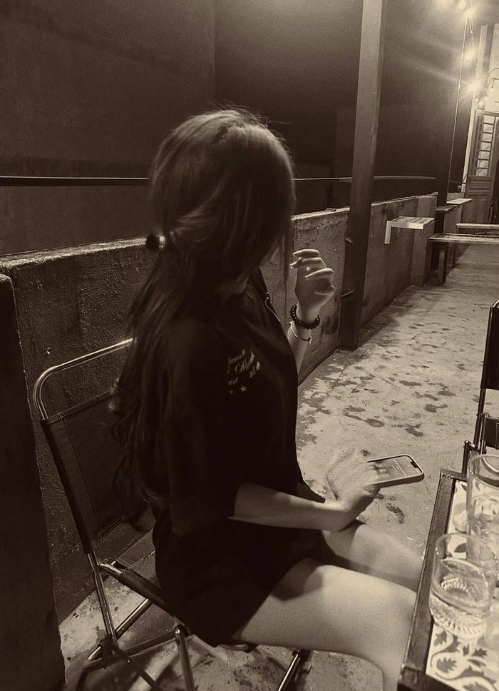 hình girl phố khoảnh khắc phố xá