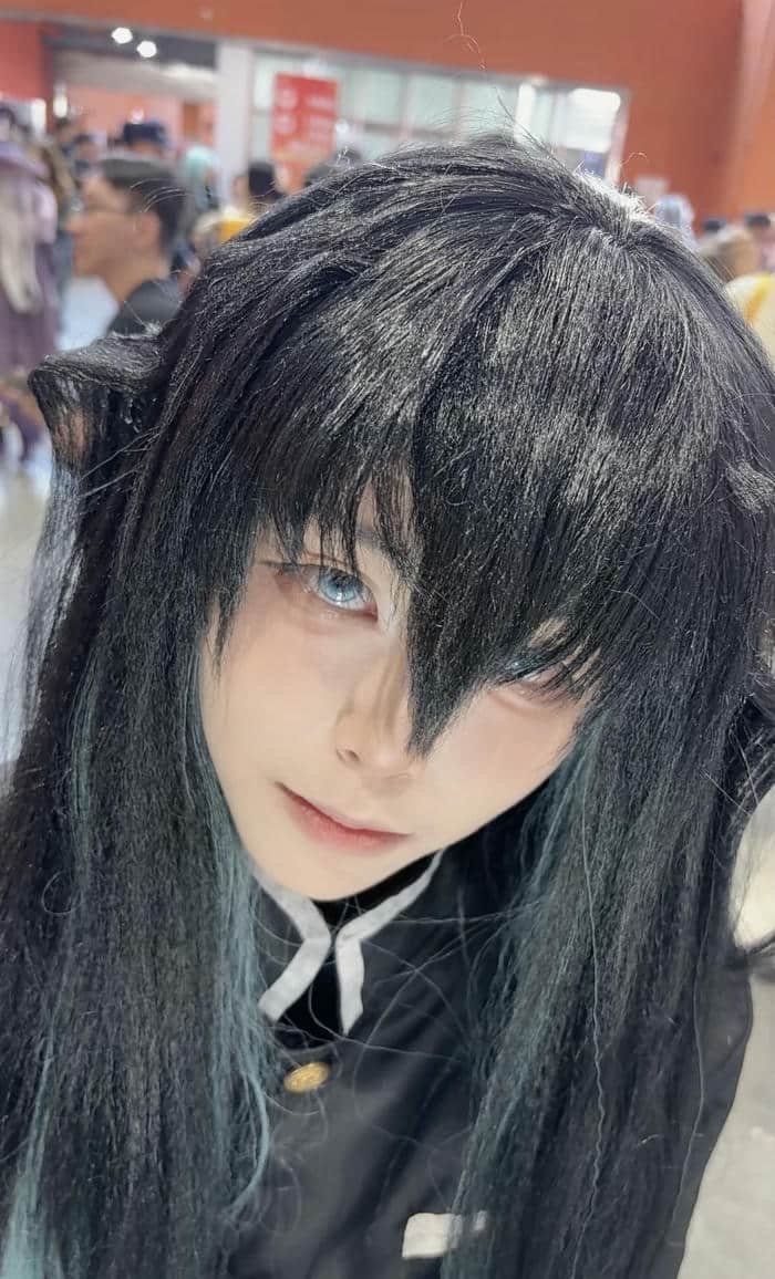 hình muichiro cosplay phong thái ngầu