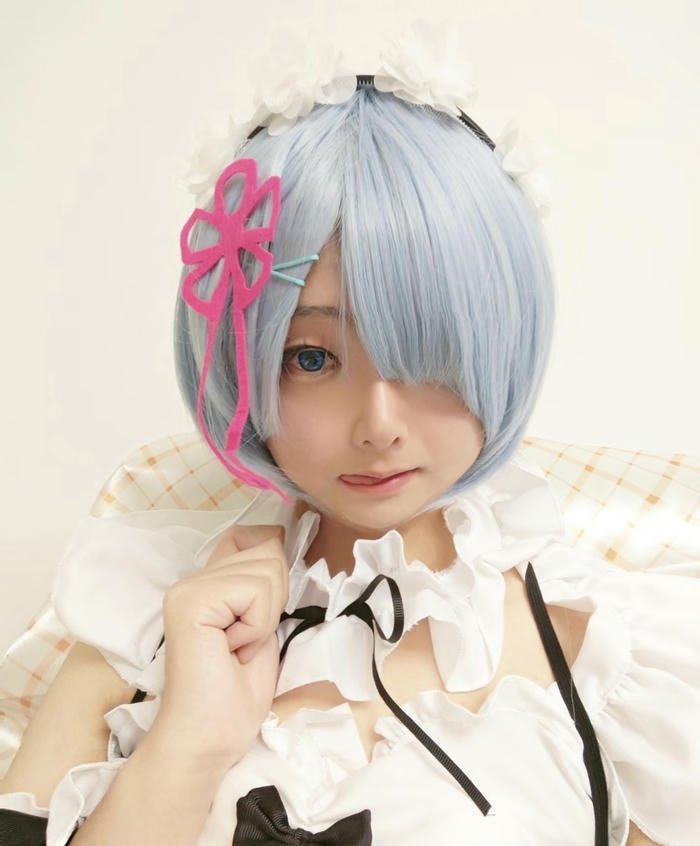 hình rem cosplay nét trẻ trung