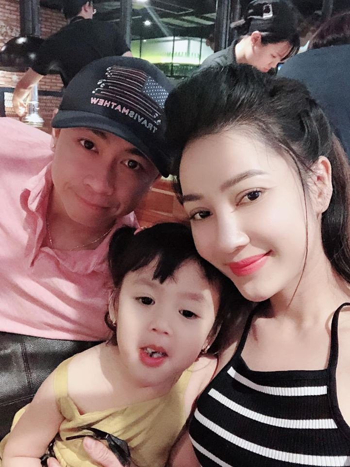 Hot girl Mi Vân, tên thật Phạm Thị Kim Huyên, mẹ của bé Xí Muội, con gái Hồ Việt Trung