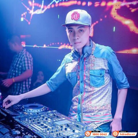 DJ Hoàng Anh với những bản mix cuốn hút