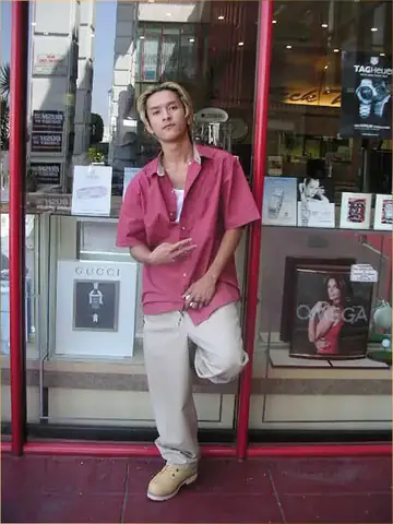 Khanh Nhỏ Là Ai? Hành Trình Huyền Thoại Của Một Rapper Tiên Phong