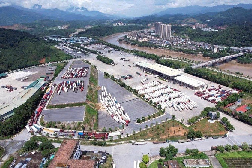 Kinh tế tư nhân Lào Cai thúc đẩy logistics cửa khẩu, kết nối thương mại Việt Nam - Trung Quốc