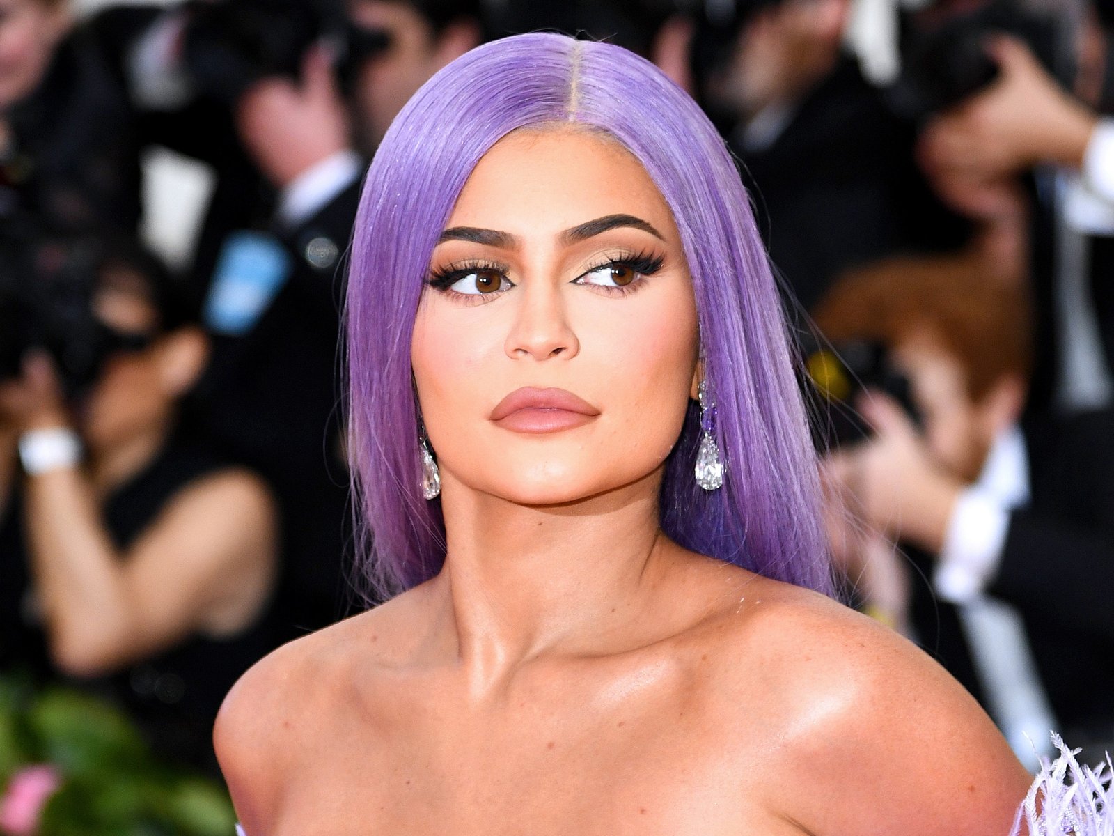 Kylie Jenner, nữ tỷ phú tự thân trẻ tuổi nhất trong danh sách