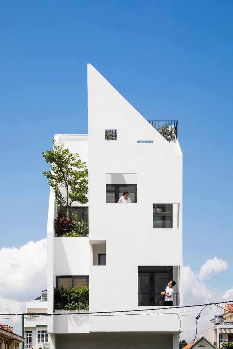 Liên Thông House trong hẻm tại Quận 2