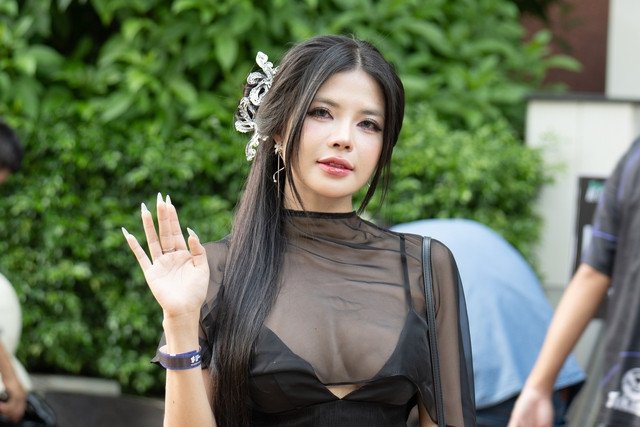 Mai Dora làm MC tại giải đấu VCS