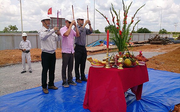 Mâm lễ cúng phá nhà cũ xây nhà mới chuẩn bị tươm tất