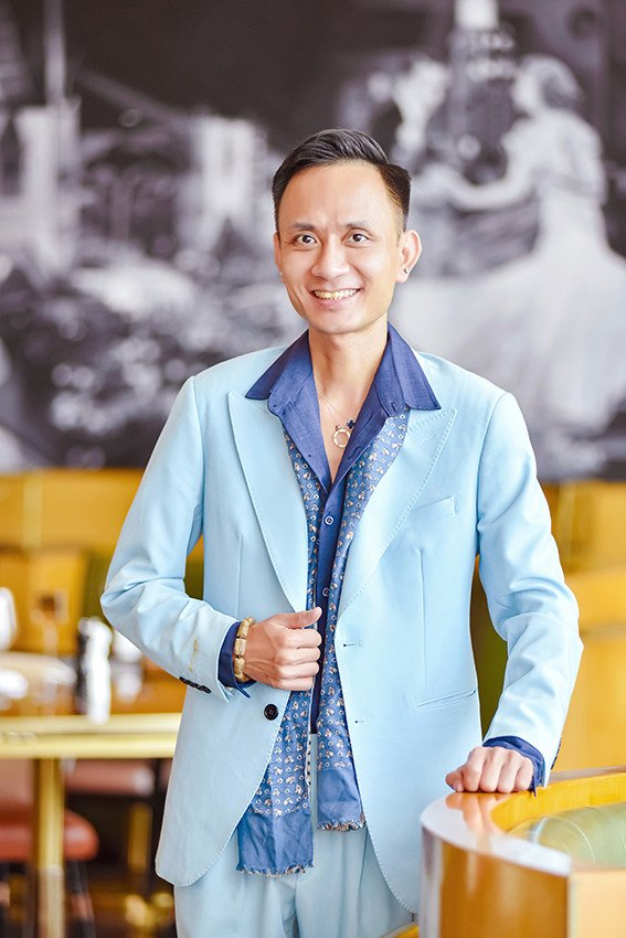 Nghệ nhân cắm hoa Hoàng Khánh chia sẻ về hành trình vào nghề