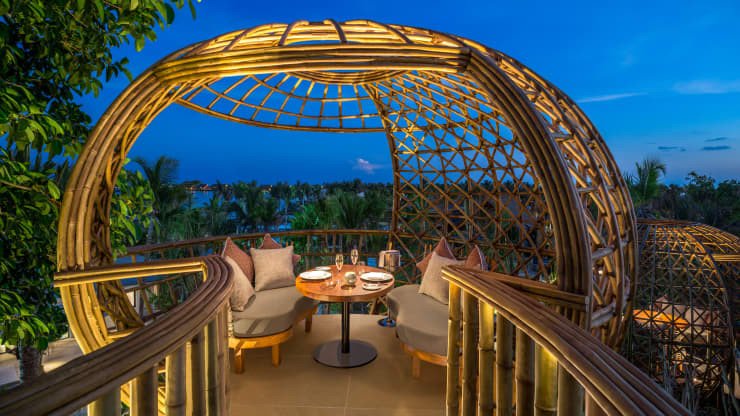 Nhà hàng Terra với các tổ chim độc đáo cho trải nghiệm ăn tối trên cây tại Maldives