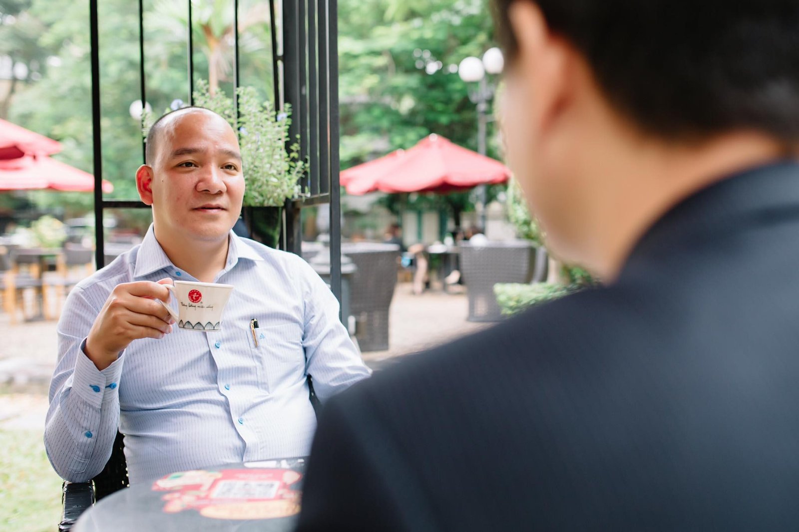 Ông Trần Thanh Bình với phong thái tự tin và chuyên nghiệp