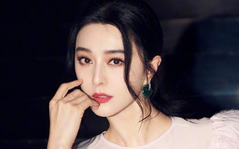 Phạm Băng Băng - Biểu tượng nhan sắc và quyền lực của showbiz Trung Quốc