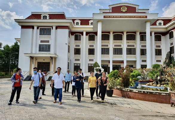 Phiên tòa xử lý tranh chấp giữa sinh viên và Đại học Tân Tạo