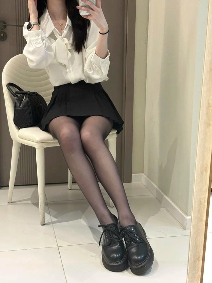 quần tất kết hợp trang phục dành cho gái xinh