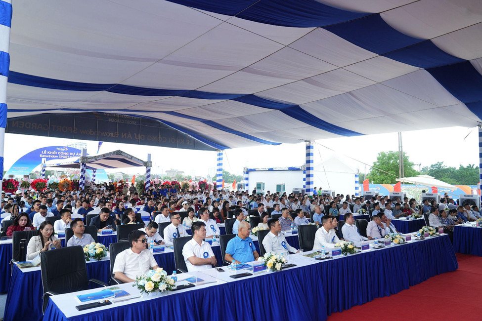 Quang cảnh Lễ khởi công dự án Eurowindow Sport Garden với sự góp mặt lãnh đạo tỉnh Nghệ An và TP Vinh