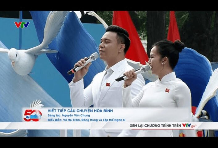 Sự lan tỏa mạnh mẽ của ca khúc "Viết Tiếp Câu Chuyện Hòa Bình" trên các nền tảng xã hội.