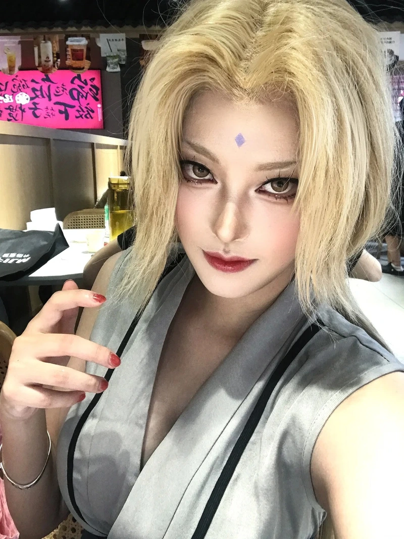 sức hút của tsunade cosplay qua những bức ảnh nghệ thuật