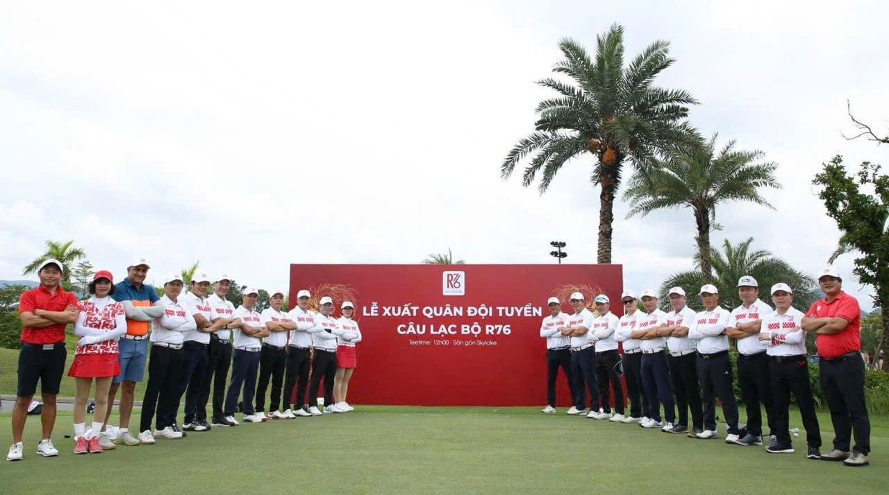 Thành viên CLB Golf R76 giao lưu sau giải đấu, thể hiện tinh thần cộng đồng