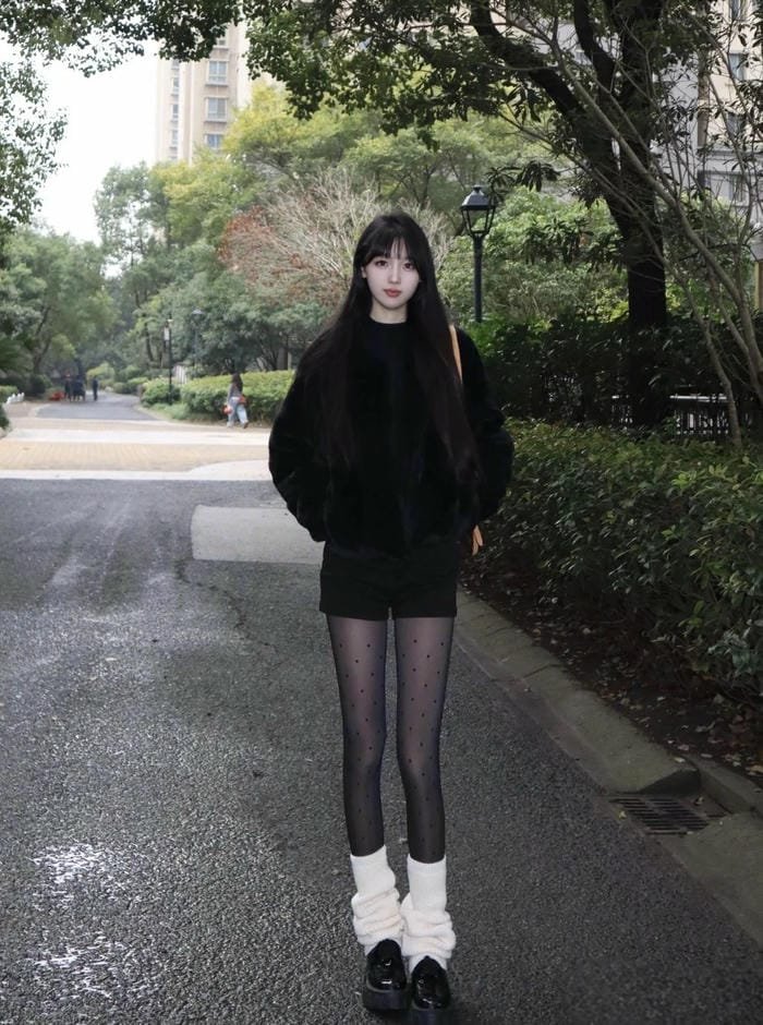 thời trang quần tất tạo nét duyên cho gái xinh